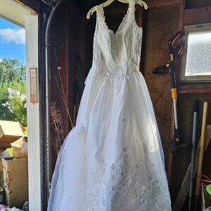 Wedding dress